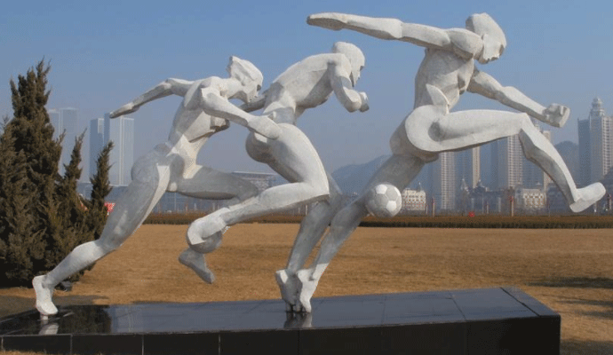 不锈钢运动雕塑1.gif