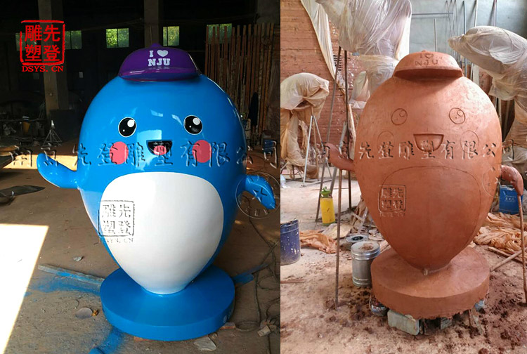 南京玻璃钢大蓝鲸彩绘雕塑