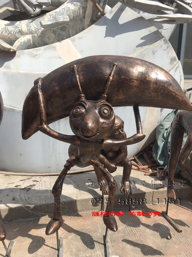 南京玻璃钢雕塑/南京雕塑厂/南京雕塑公司/玻璃钢雕塑