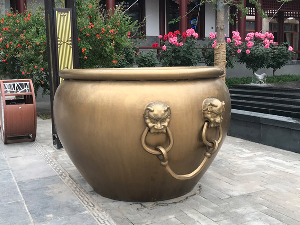 铜缸.jpg 铜缸.jpg