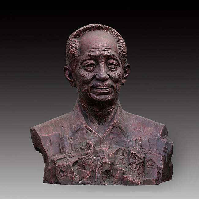 著名科学家袁隆平铜像—雕塑家东郭