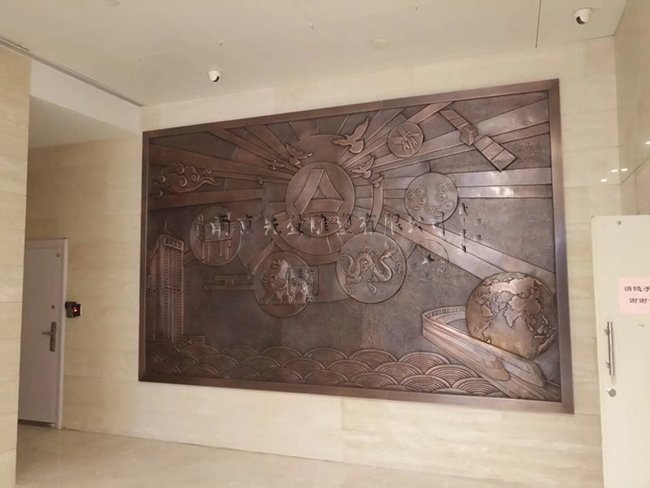 南京浦发银行大厅紫铜浮雕顺利安装完成