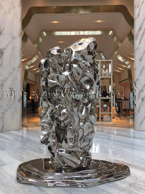 浅谈不锈钢城市雕塑的材质选择