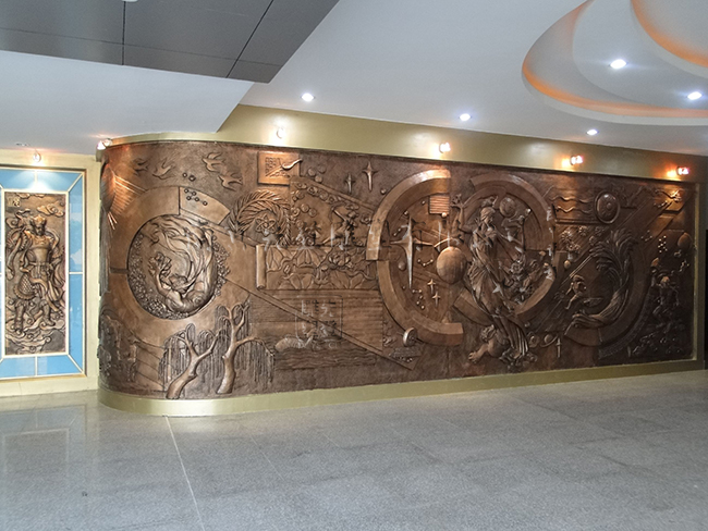 锻铜浮雕的工艺