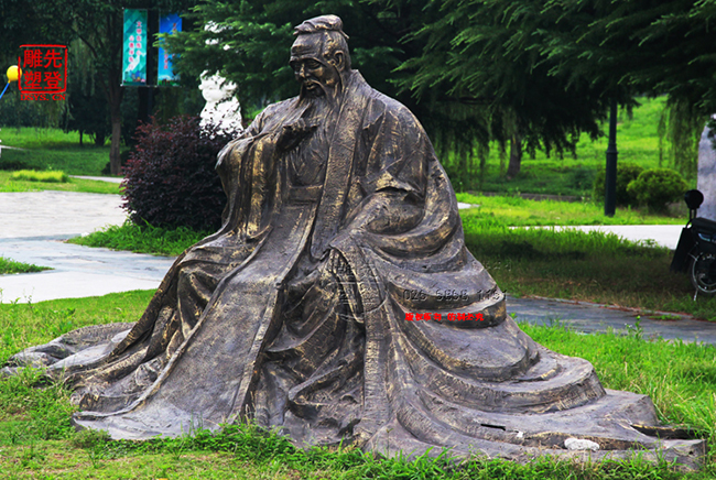 南京雕塑厂告诉你玻璃钢具有哪些功能特点