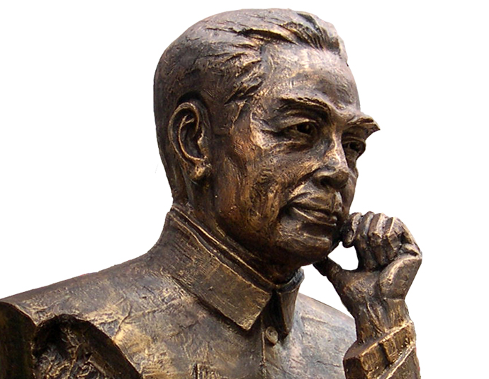 肖像雕塑：现代与传统的交汇，个性与尊重的诠释