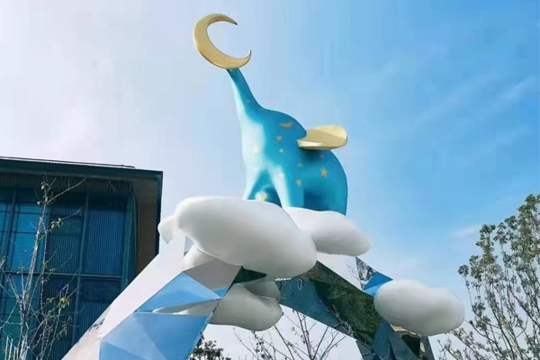 不锈钢雕塑制作的表面烤漆施工工艺！