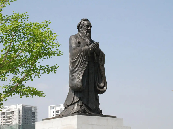 孔子雕塑制作厂：孔子被误解的两句话！您知道吗？