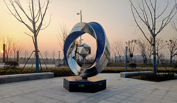 不锈钢雕塑制作的社会价值与意义